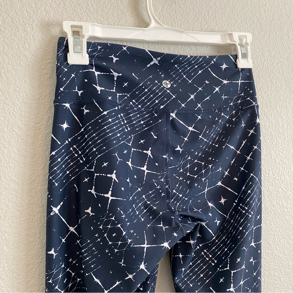 Manduka Star Gaze Leggings Navy White Size Small - Picture 8 of 8